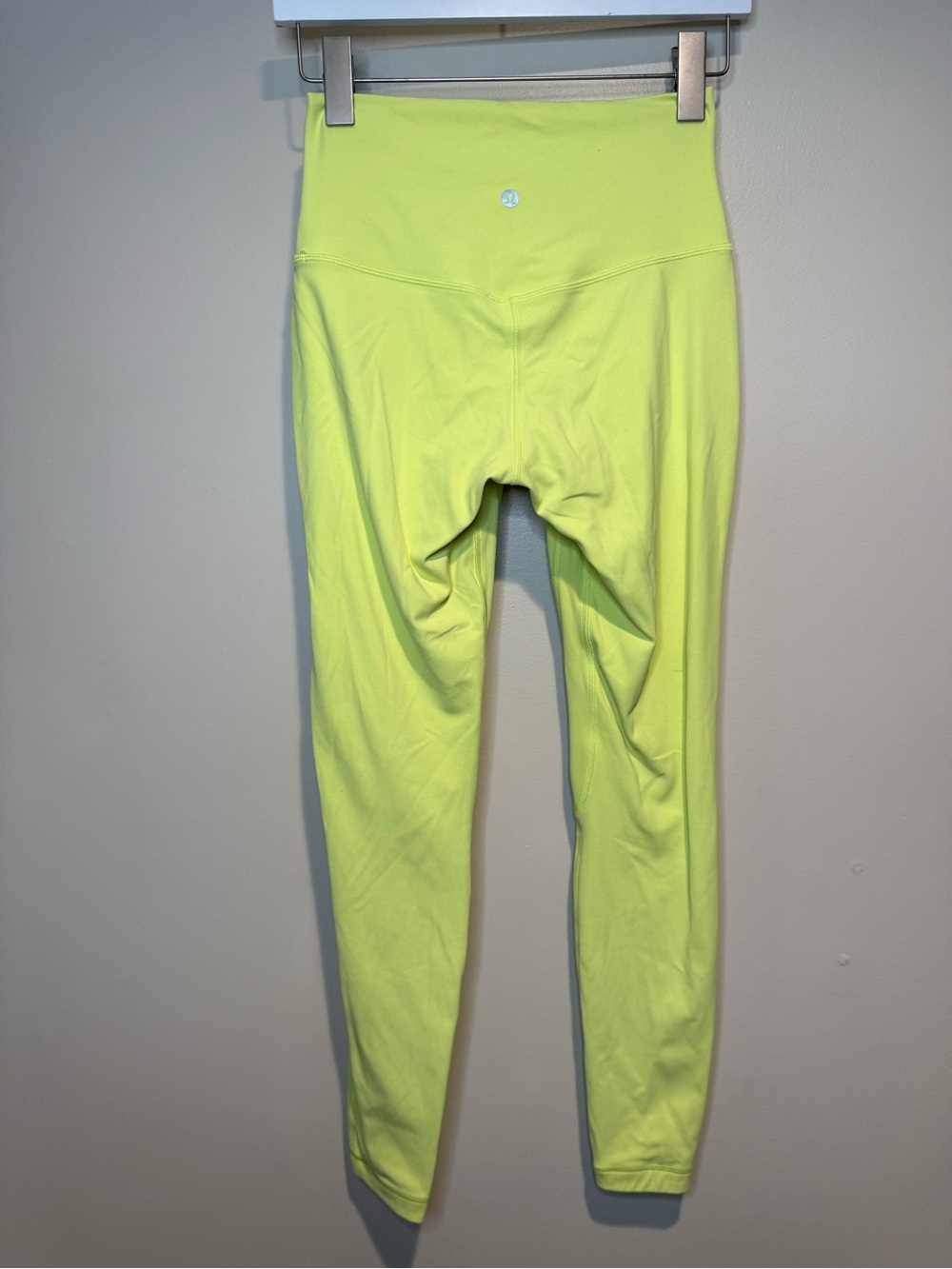 Lululemon align leggings ELLE electric lemon highlight yellow size 6